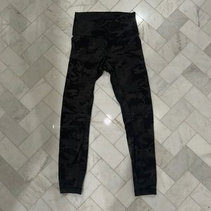 Align 26' camo pant